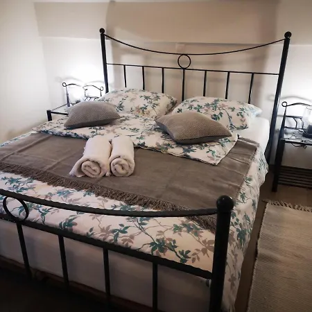 Aparthouse Alfa1 *