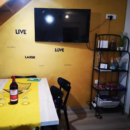 Aparthouse Alfa1 Aparthotel Catez ob Savi