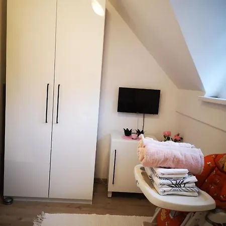 Aparthotel Aparthouse Alfa1 4*