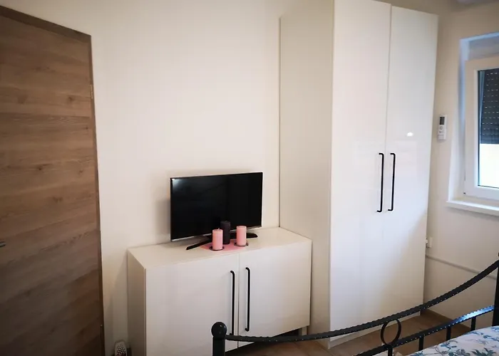 Aparthouse Alfa1 Lejlighedshotel 4*